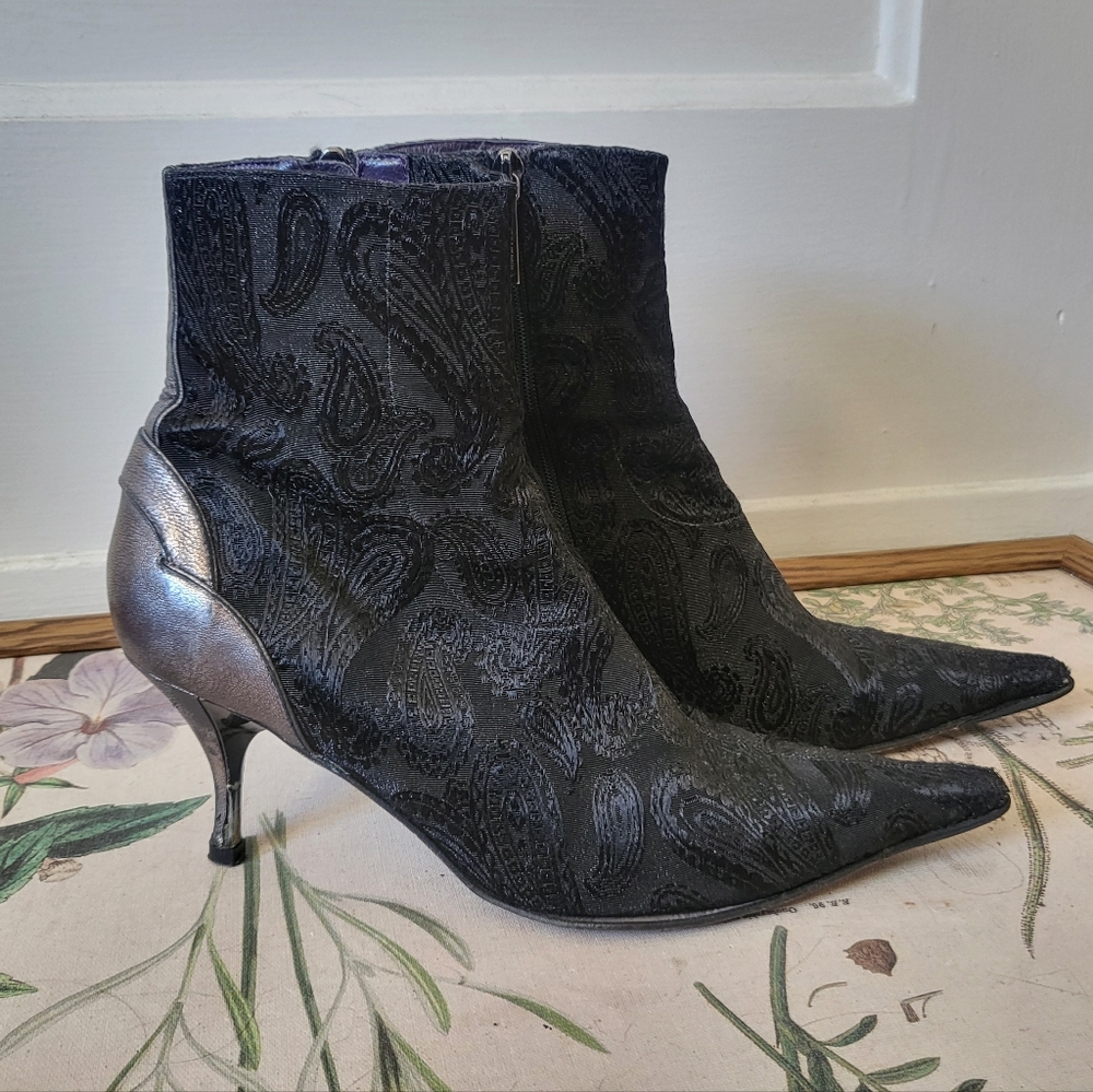 Donald J Pliner Rasia Victorian Baroque Sock Boot Brocade Leather Ankle Length 9